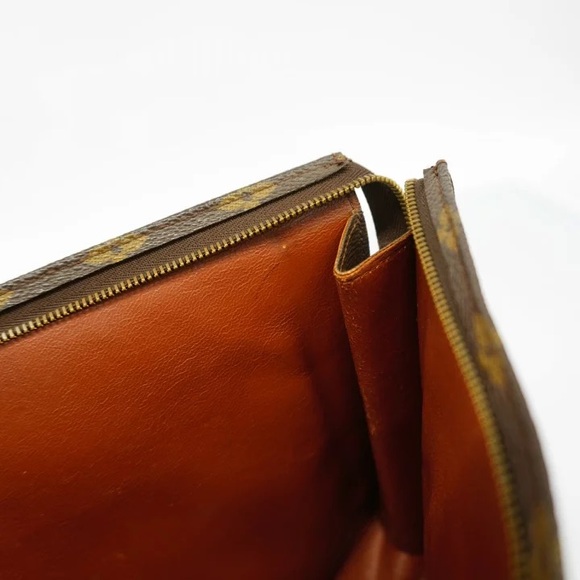 Authentic Louis Vuitton pochette 26 clutch monogram wristlet - Picture 6 of 11